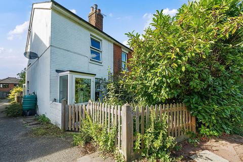 3 bedroom end of terrace house for sale, Common View, Rusthall, Tunbridge Wells TN4 8RG