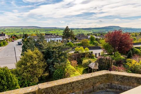 4 bedroom terraced house to rent, 11A St. Matthews Terrace, Leyburn