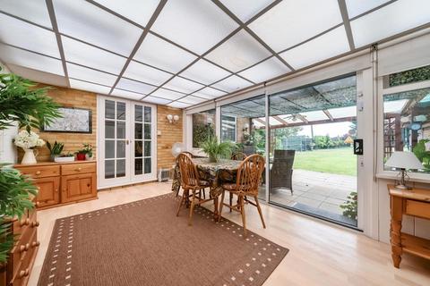 4 bedroom detached bungalow for sale, Wendlebury,  Oxfordshire,  OX25