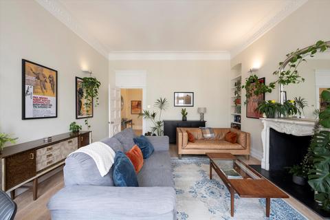 2 bedroom flat for sale, Whitehall Court, St. James's, London, SW1A