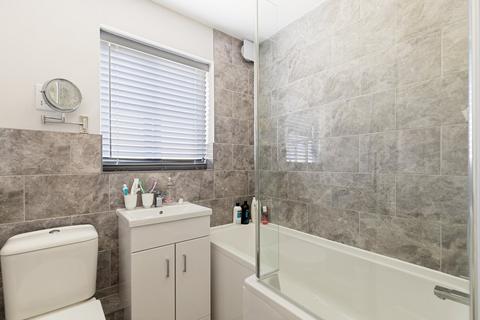 42 Aspen Drive, Whitfield, Dover, CT16 2EX