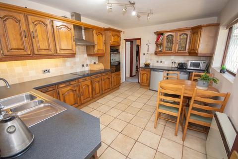 4 bedroom detached bungalow for sale, Fosse Way, Bretford, Rugby, CV23