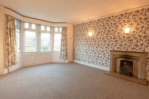 2 bedroom flat to rent, Swanage