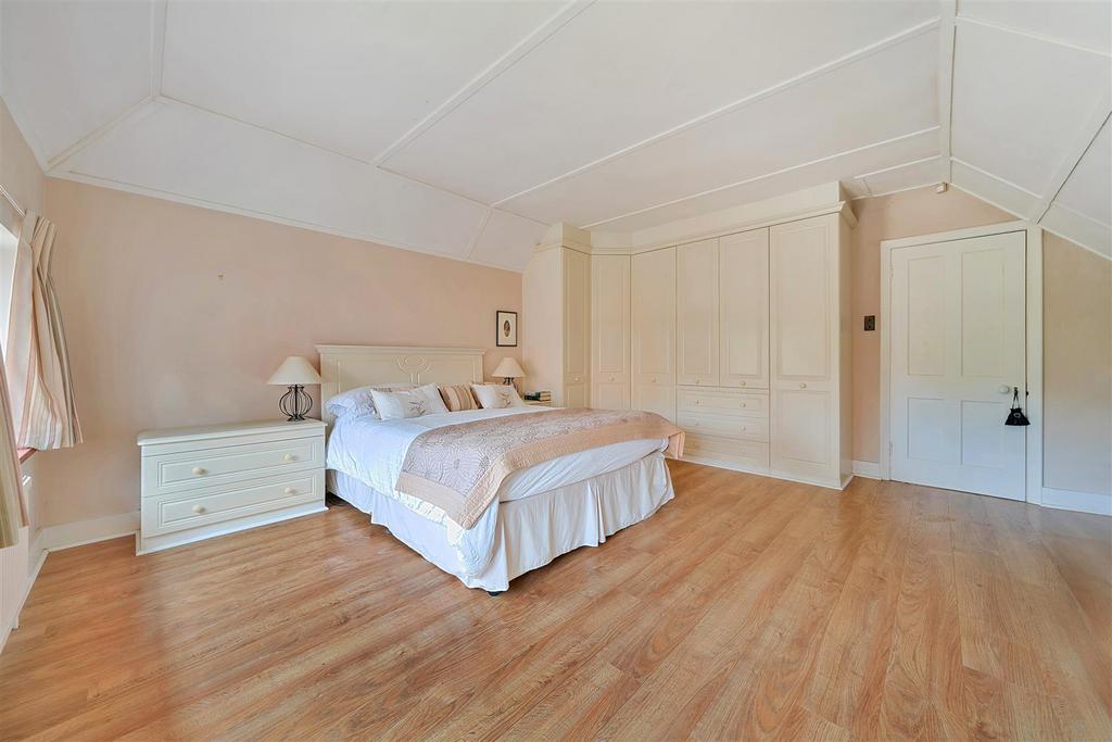 Main Bedroom