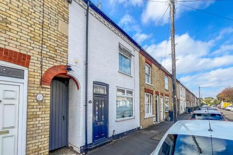 2 bedroom terraced house for sale, Silver Street, Peterborough PE2