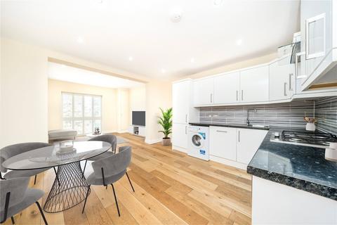 Flat 3, 42 Wellington Gardens, London, SE7 7PH
