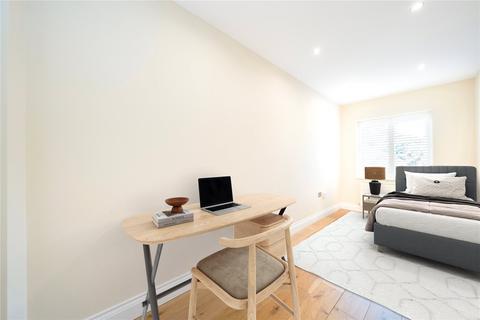 Flat 3, 42 Wellington Gardens, London, SE7 7PH