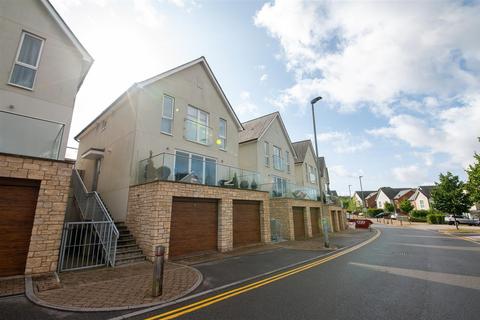 3 bedroom detached house to rent, The Avenue, Tunbridge Wells