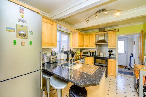 10 Cawsam Gardens, Caversham, Reading, RG4 5JE