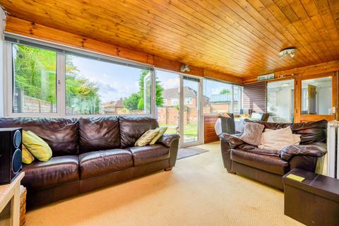 10 Cawsam Gardens, Caversham, Reading, RG4 5JE