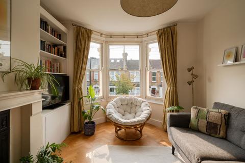 166 Richmond Road, Leytonstone, London, E11 4BS