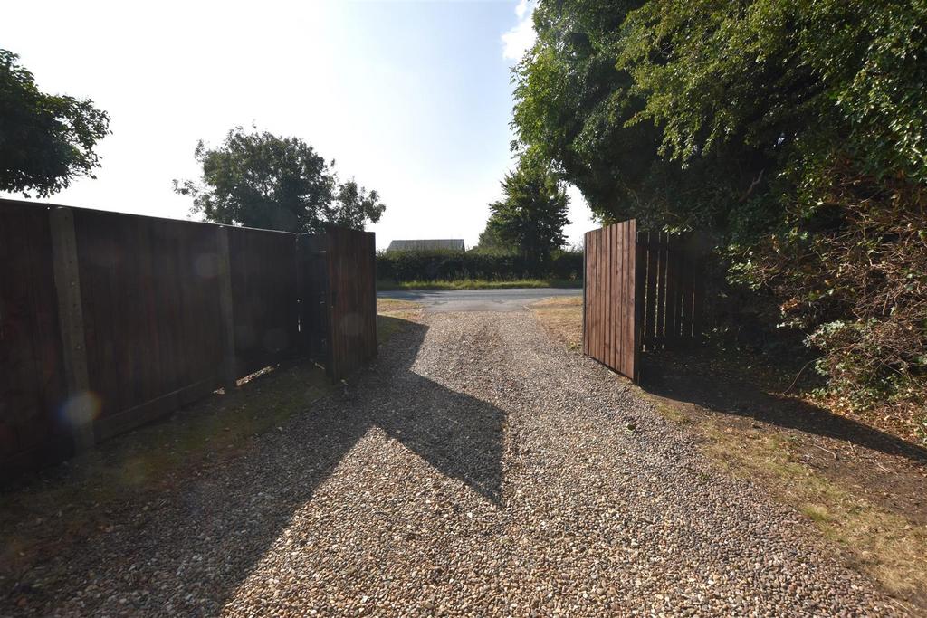 Driveway.JPG