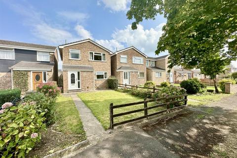 3 bedroom detached house for sale, Sycamore Close, Gloucester GL1