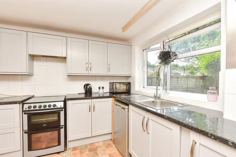 36 Forest Dene, Crowborough, TN6 2EX