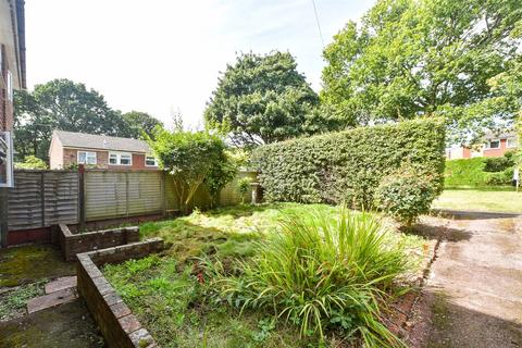 36 Forest Dene, Crowborough, TN6 2EX