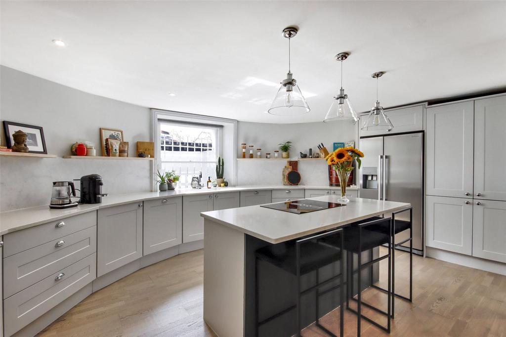Kitchen/Breakfast