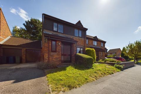 6 Teasel Way, Cherry Hinton, Cambridge, CB1 9YT