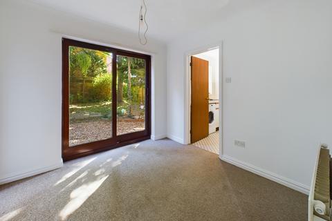 6 Teasel Way, Cherry Hinton, Cambridge, CB1 9YT