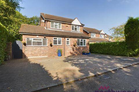 4 bedroom detached house for sale, Nesfield Court, Sandbach, CW11