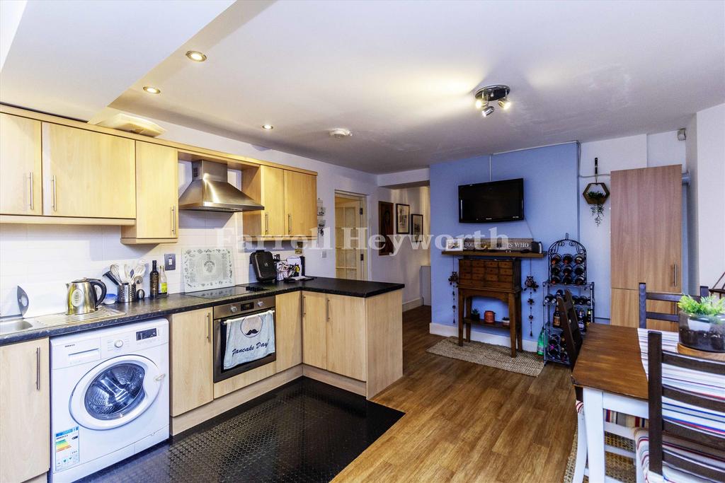 Kitchen dining room