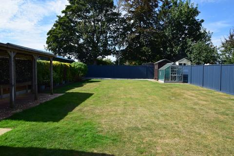 3 bedroom detached bungalow for sale, York Avenue, Walderslade, Chatham, ME5