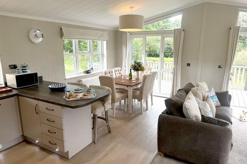 3 bedroom lodge for sale, Otterham Cornwall