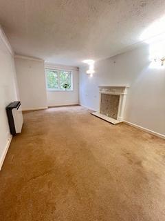 1 bedroom flat to rent, Friern Watch Avenue, London, N12