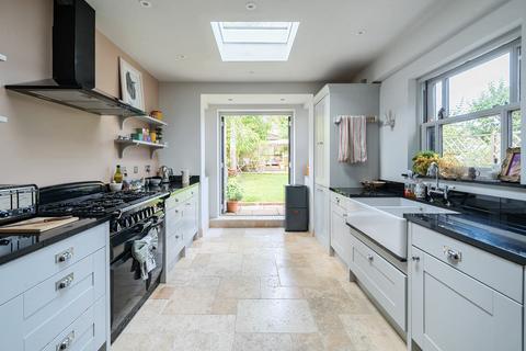 4 bedroom semi-detached house for sale, Fairfield Road, Winchester, Hampshire, SO22