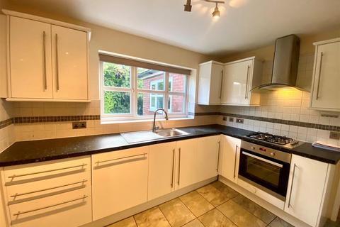 4 bedroom detached house to rent, Marwood Close, Altrincham WA14