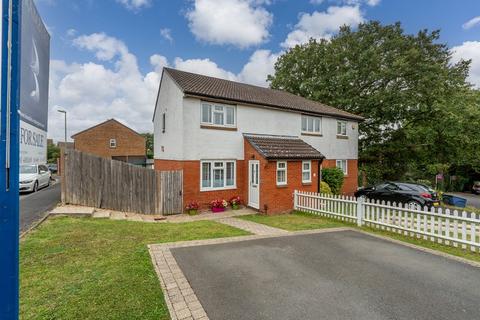 3 bedroom semi-detached house for sale, Humber Gardens, Bursledon, Southampton, Hampshire. SO31 8GY