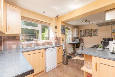 3 bedroom semi-detached house for sale, Stanley Close, Staplehurst, Kent