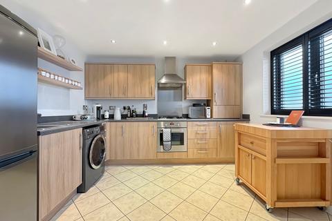 2 bedroom apartment for sale, Walter Radcliffe Road, Wivenhoe, Colchester, CO7