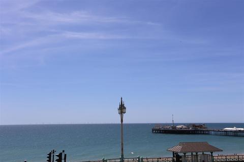 2 bedroom flat to rent, Marine Parade, Brighton