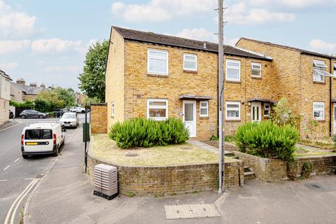 3 bedroom end of terrace house for sale, Castle Street, Bishop's Stortford, Hertfordshire, CM23