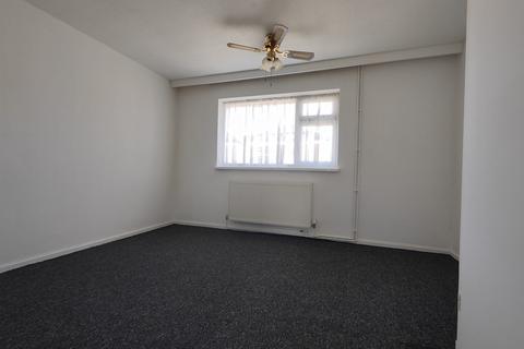 1 bedroom flat for sale, Chidham Close, Havant, Hampshire