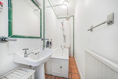 32 Rigault Road, London, SW6 4JL
