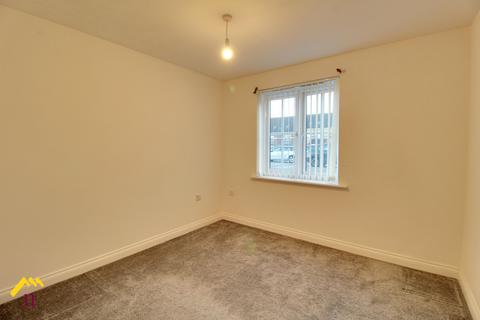 2 bedroom flat to rent, Sargeson Road, Doncaster DN3