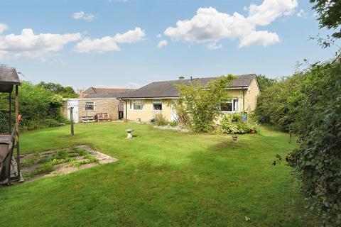 3 bedroom detached bungalow for sale, Barnaby Mead, Gillingham