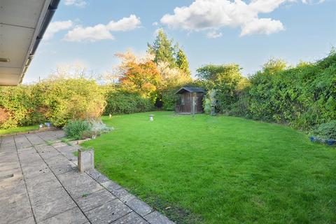 3 bedroom detached bungalow for sale, Barnaby Mead, Gillingham