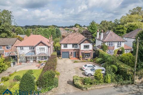 4 bedroom detached house for sale, Ivy Lane, Macclesfield, SK11 8NR