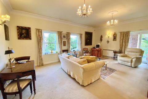 2 bedroom apartment for sale, 8 Sandringham Court, Shrewsbury, SY3 8LL