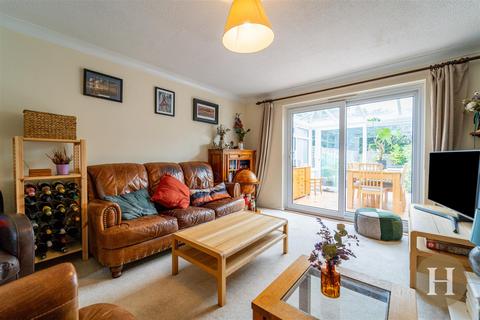 11 Fredas Grove, Harborne, Birmingham, B17 0SY