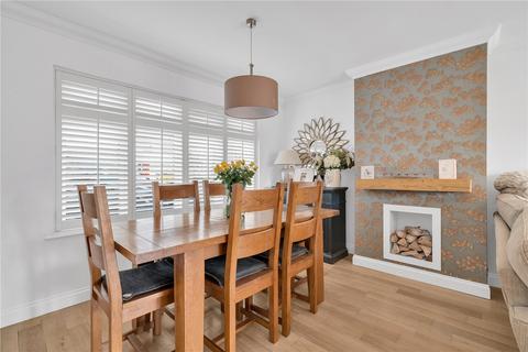 11 Eastry Road, Erith, DA8 1NW