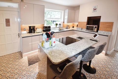 Belleville Burgh Road, Wainfleet St Mary, Skegness, PE24 4JS