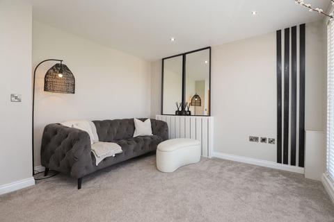 2 bedroom apartment for sale, Staveley Road, Chesterfield S43