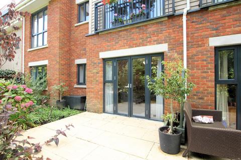 1 bedroom retirement property for sale, Kleinwort Close, Hurst Place, RH16