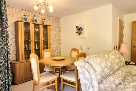 1 bedroom retirement property for sale, Kleinwort Close, Hurst Place, RH16