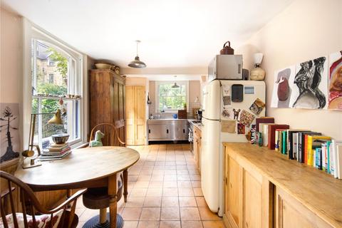 18 Mount Pleasant Lane, London, E5 9DN