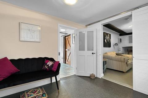 16 Bocking End, Braintree, CM7 9AA