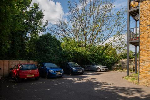 8 Boundary Close, Kingston Upon Thames, KT1 3PE